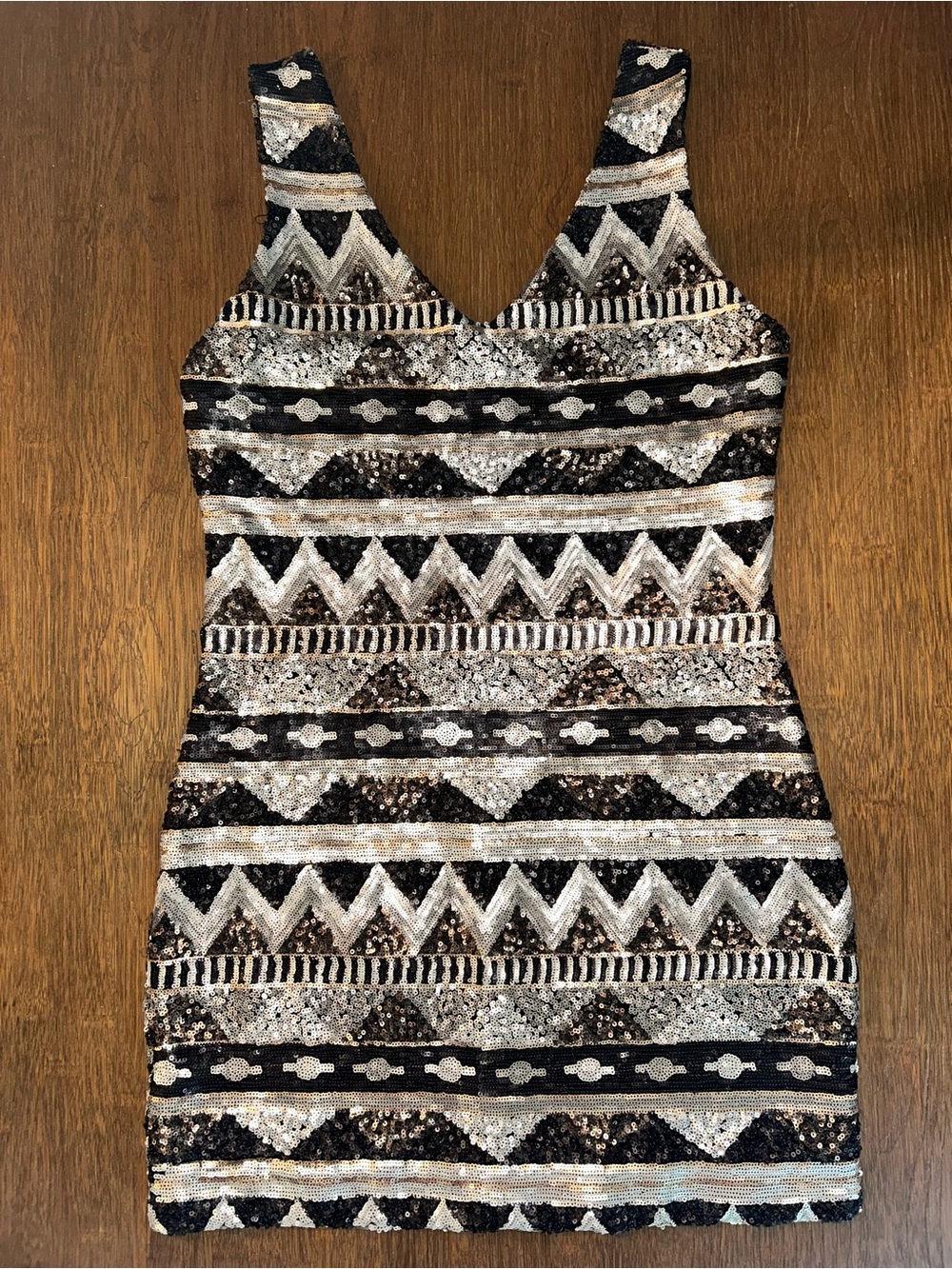 Geo-Sequin Bodycon Mini Dress - Black & Silver